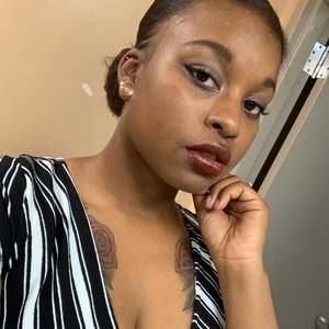 Meet your Posher, Jasmine